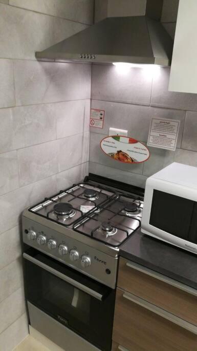 'C' Dazzling Modern 2 Bdrm Apt In Khalda Free Wifi Amman Eksteriør billede